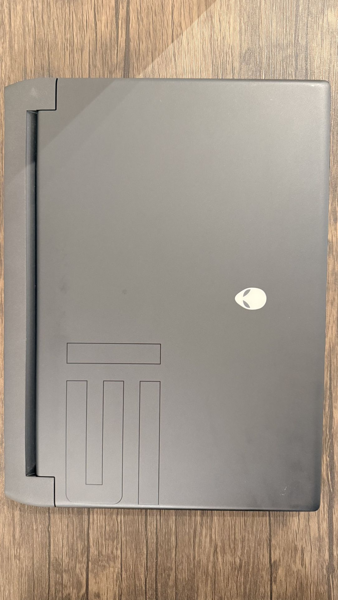 Alienware m15 Ryzen Edition R5 Gaming Laptop