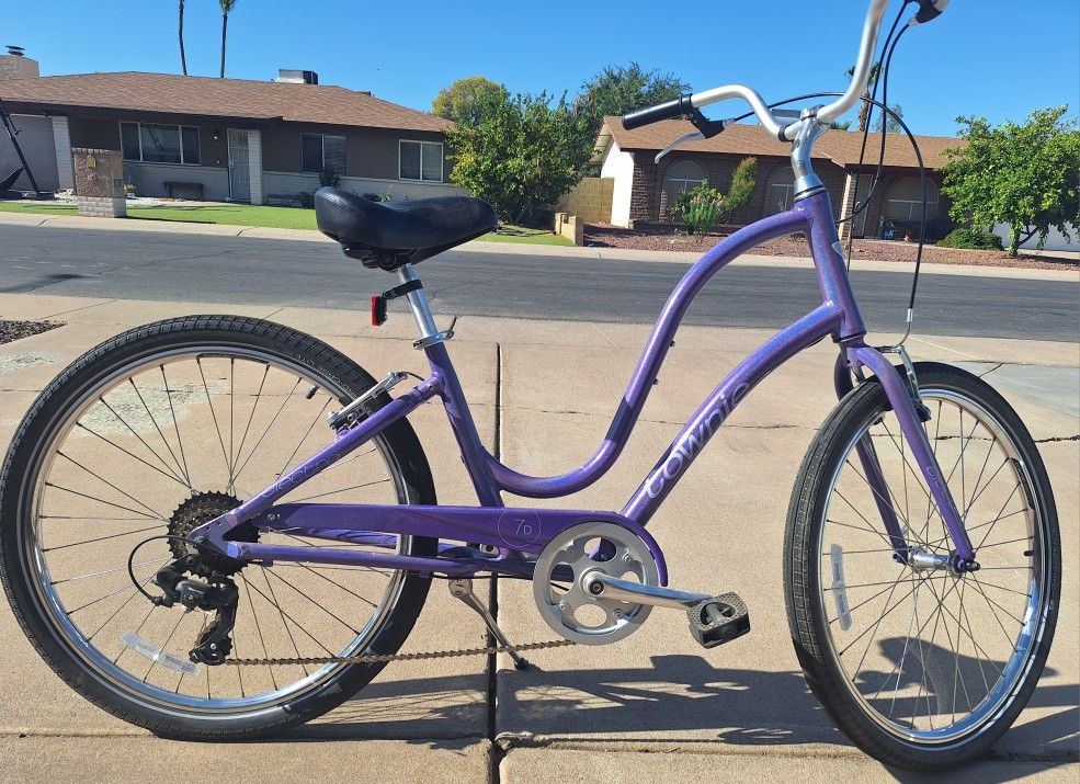 Scheels Electra Townie Purple Female Bike