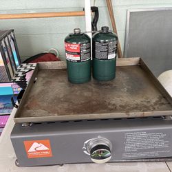 Grill with 2 propanes