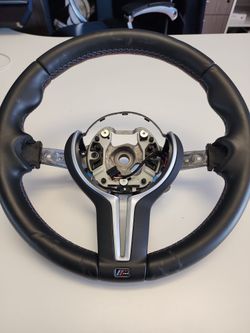 Steering Wheel BMW F30 F32 F22 F15 F16 M3 M4 M2 M SPORT X1 X5 X6 