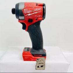 Milwaukee 2953-20 18V Lithium-Ion Brushless Cordless 1/4'' Hex Impact Driver