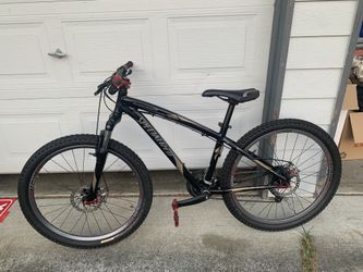 Specialized hard rock bike BRAND NEW PARTS