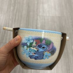 NWT Stitch Themed Bowl with Chopsticks set 20 oz