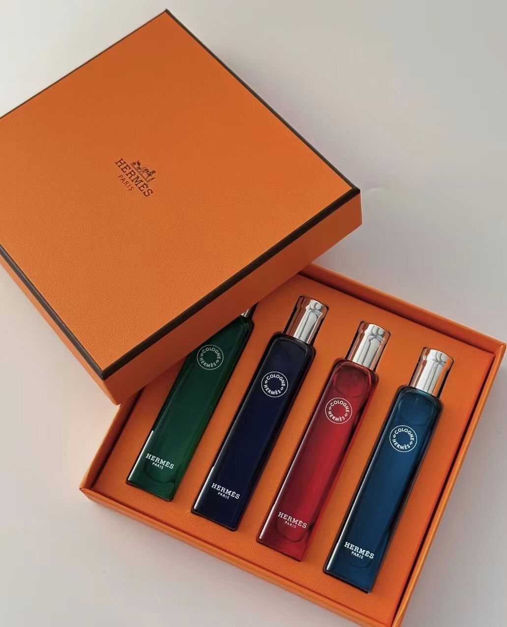 HERMÈ S Garden Collection / Eau de Cologne / Exquisite Mini 4-Piece Gift Set | Perfect Gift for Boyfriends, Girlfriends & Friends on Anniversaries & F
