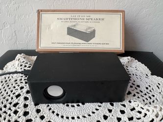 Lay It On Me Smartphone Speaker