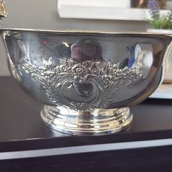 Wallace 524 Vintage Sterling Silver Bowl