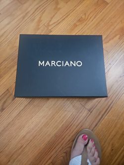 Guess by Marciano New Black heels size 7
