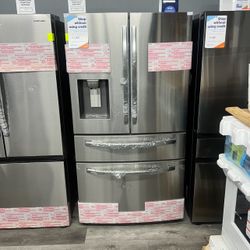 Samsung - 28 Cu. Ft. 4-Door French Door Smart Refrigerator with FlexZone Drawer - Stainless Steel