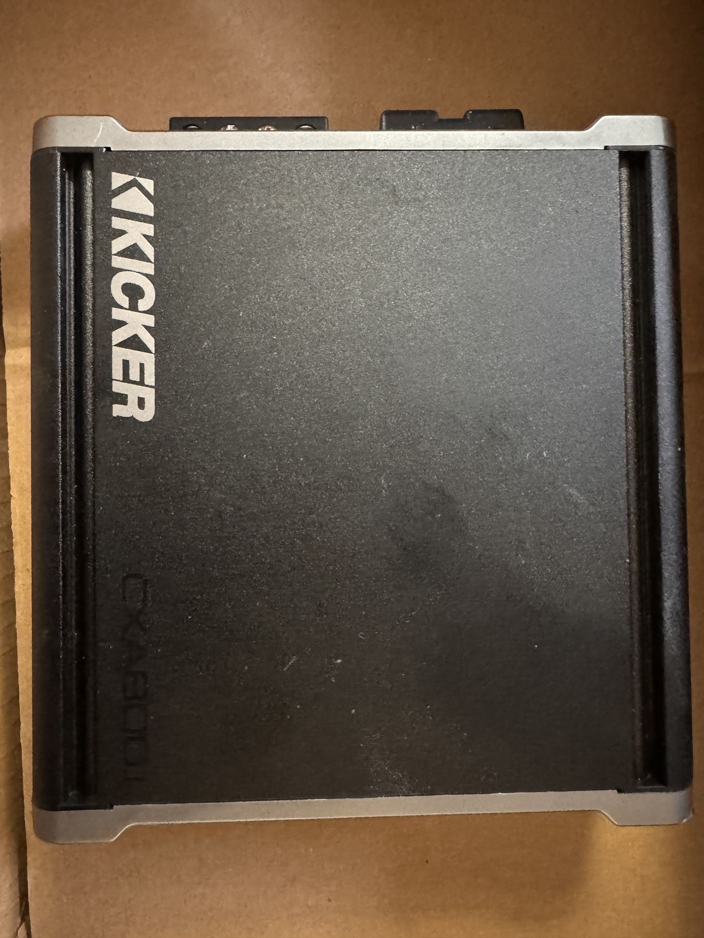 Kicker 1600 Watt Amp