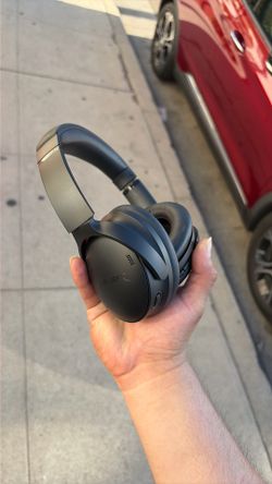 Bose QuietComfort Bluetooth Wireless Noise Cancelling Headphones - Black