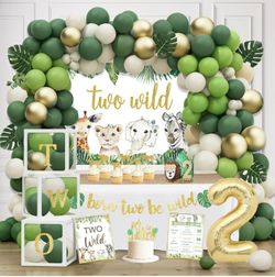 Two Wild Birthday Decorations (new)