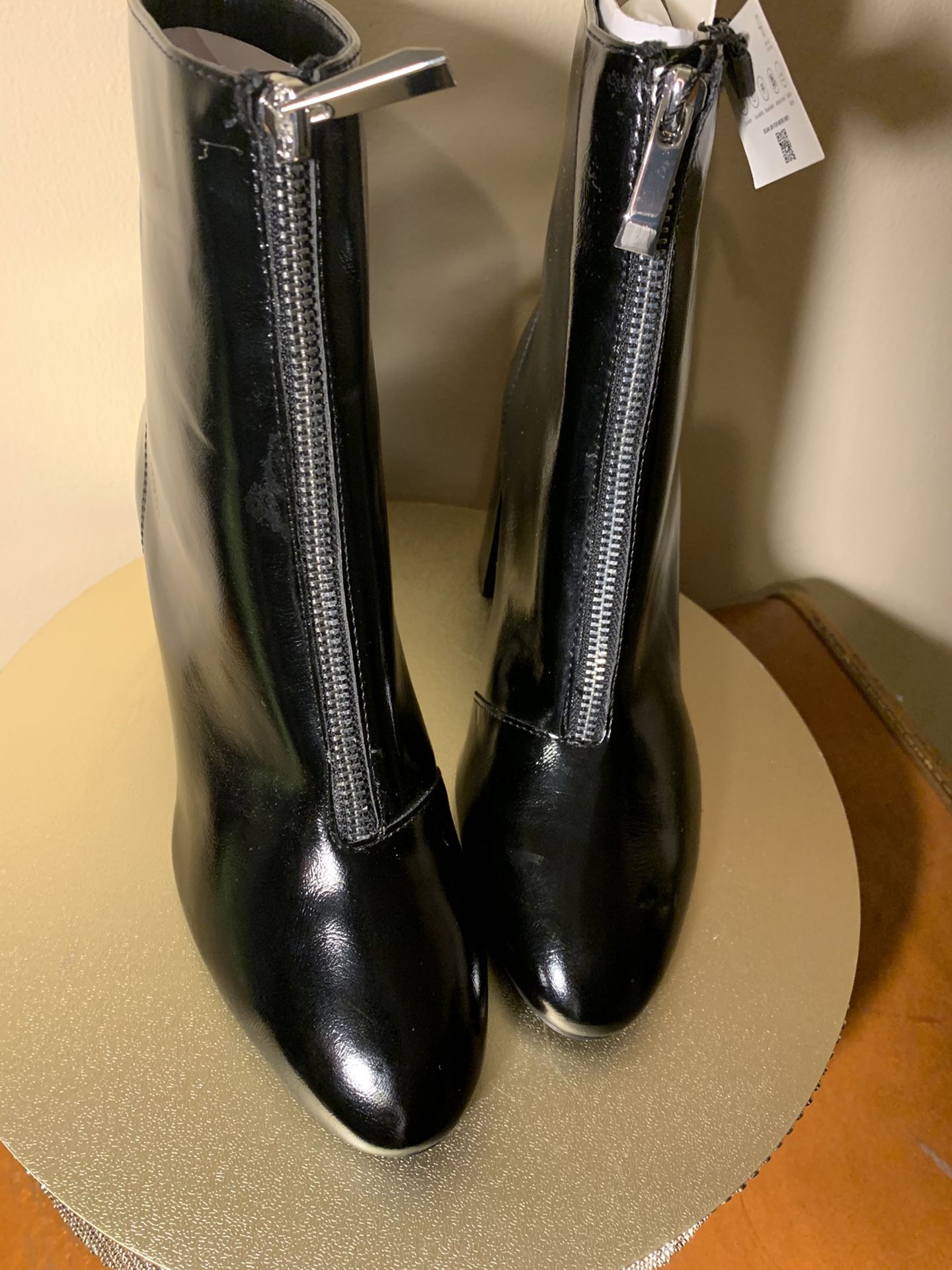 Bershka boots With Front Zip