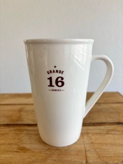 Starbucks 2010 Grande Coffee Mug 16 oz White Tall Ceramic Latte Tea Cup vintage