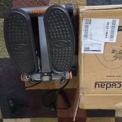 Minnie Stepper NICE DAY BRANDW NEW 