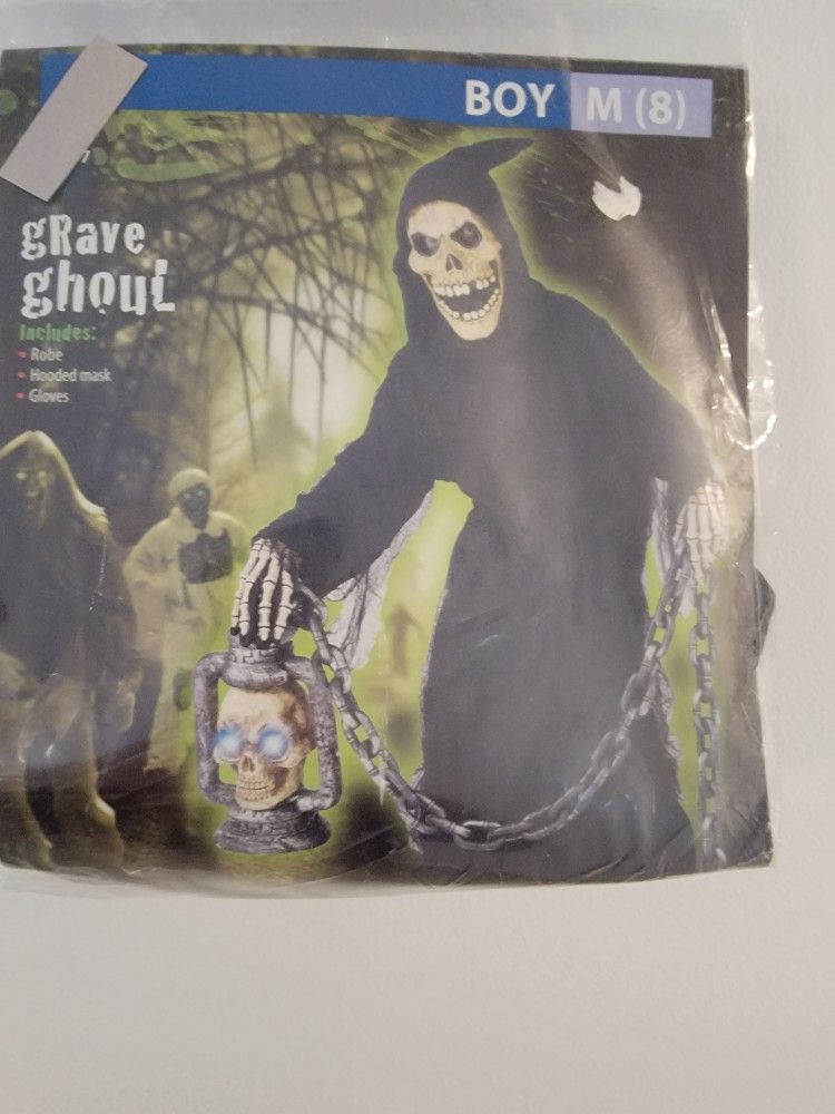Grave Ghoul Size M (8) Halloween Costume never Worn