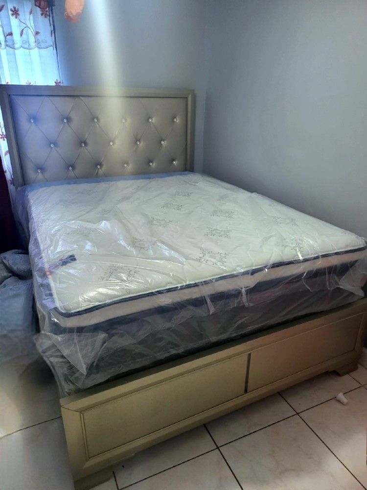 NEW QUEEN PILLOWTOP MATTRESS AND BOX SPRING 2PC. ⚠️ NOT Bed Frame