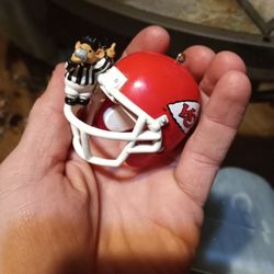 1998 Hallmark Kansas City Chiefs Helmet With Ref Christmas Ornament