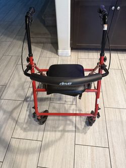 Walker with seat
