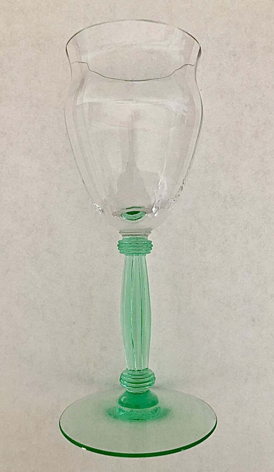 BEAUTIFUL VINTAGE GREEN STEM GLASSES