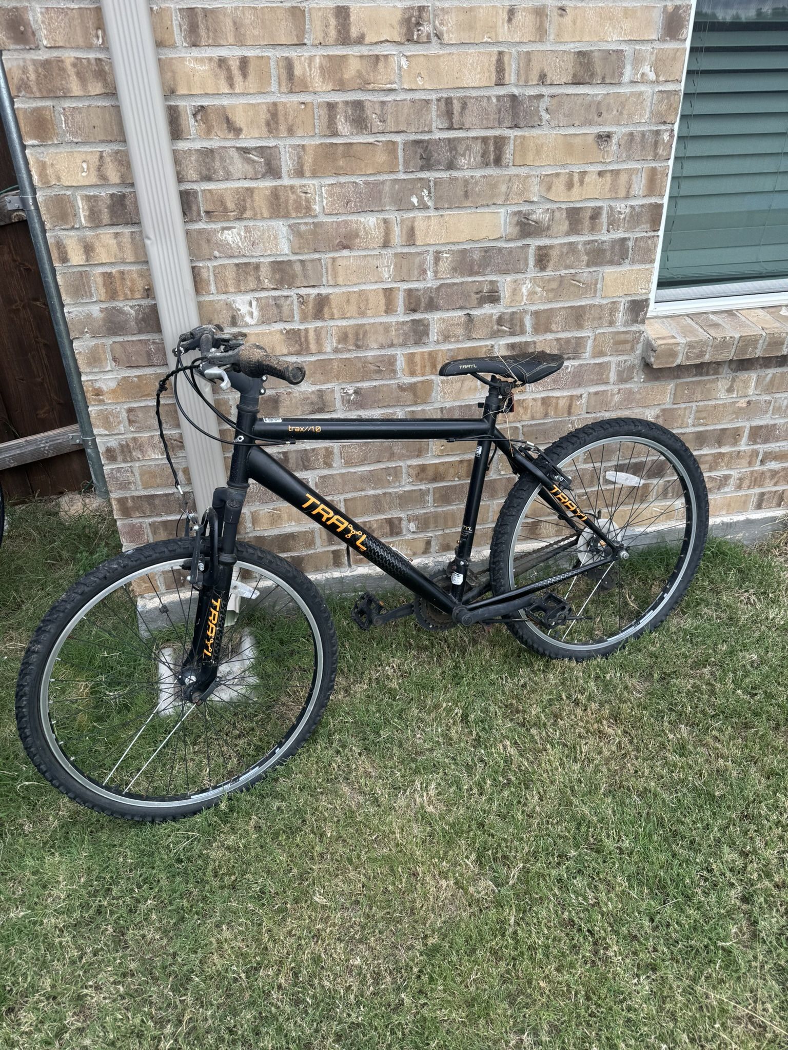 Genesis TRAIL Mountain Bike – 26”