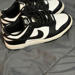 Nike Dunk Low Panda – Worn