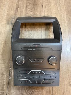 Audio system control panel for Ford Edge (2019–2022)