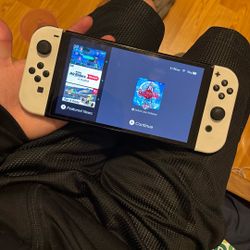 Nintendo Switch OLED