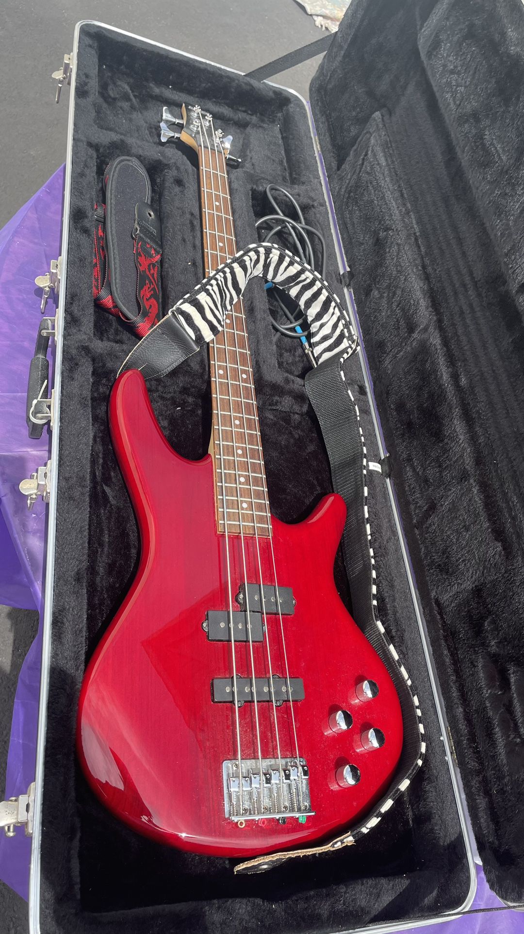 Ibanez GSR200 4-String Electric Bass RED
