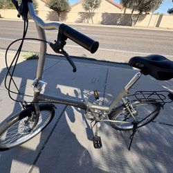 ADVENTURER FOLDABLE BIKE