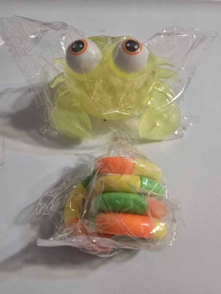 Set Of 2 Fidget Toys 4 Different Colors While Supplies Last