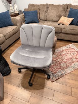 Cross Cross Chair
