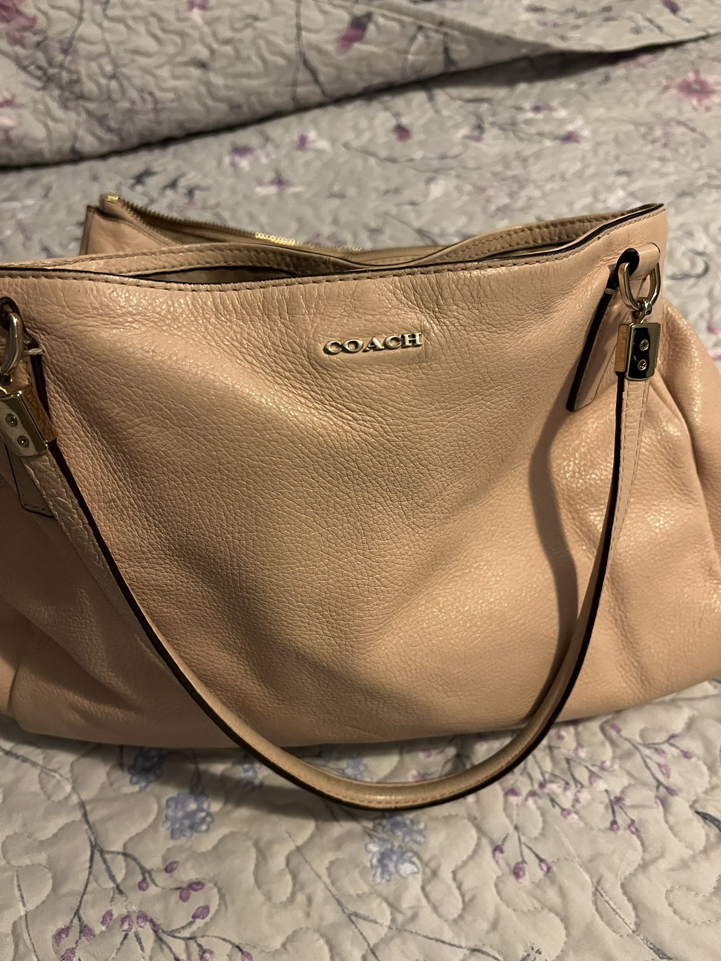 Coach Madison 27859 Leather Coach in Excellent Condition 