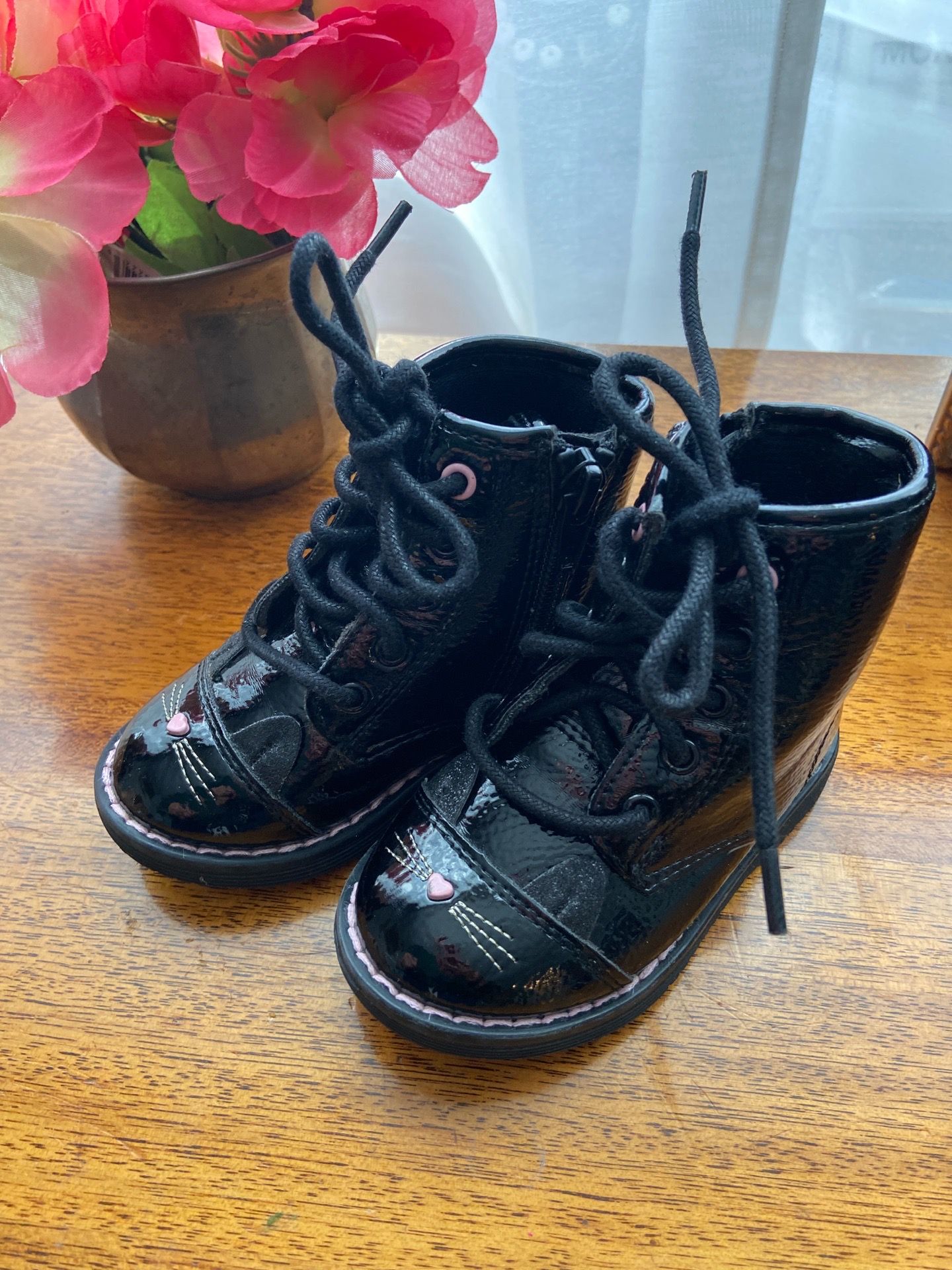 Baby/toodler boots size 5