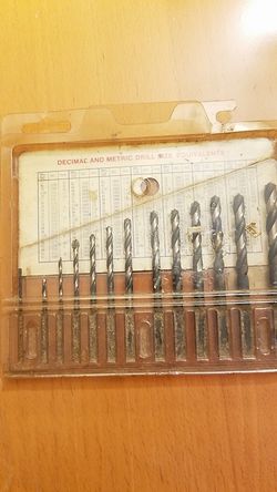 Drill bit set