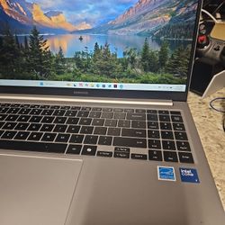 Samsung Galaxy Book 4 Laptop