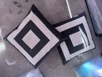 Pillows. Black and white