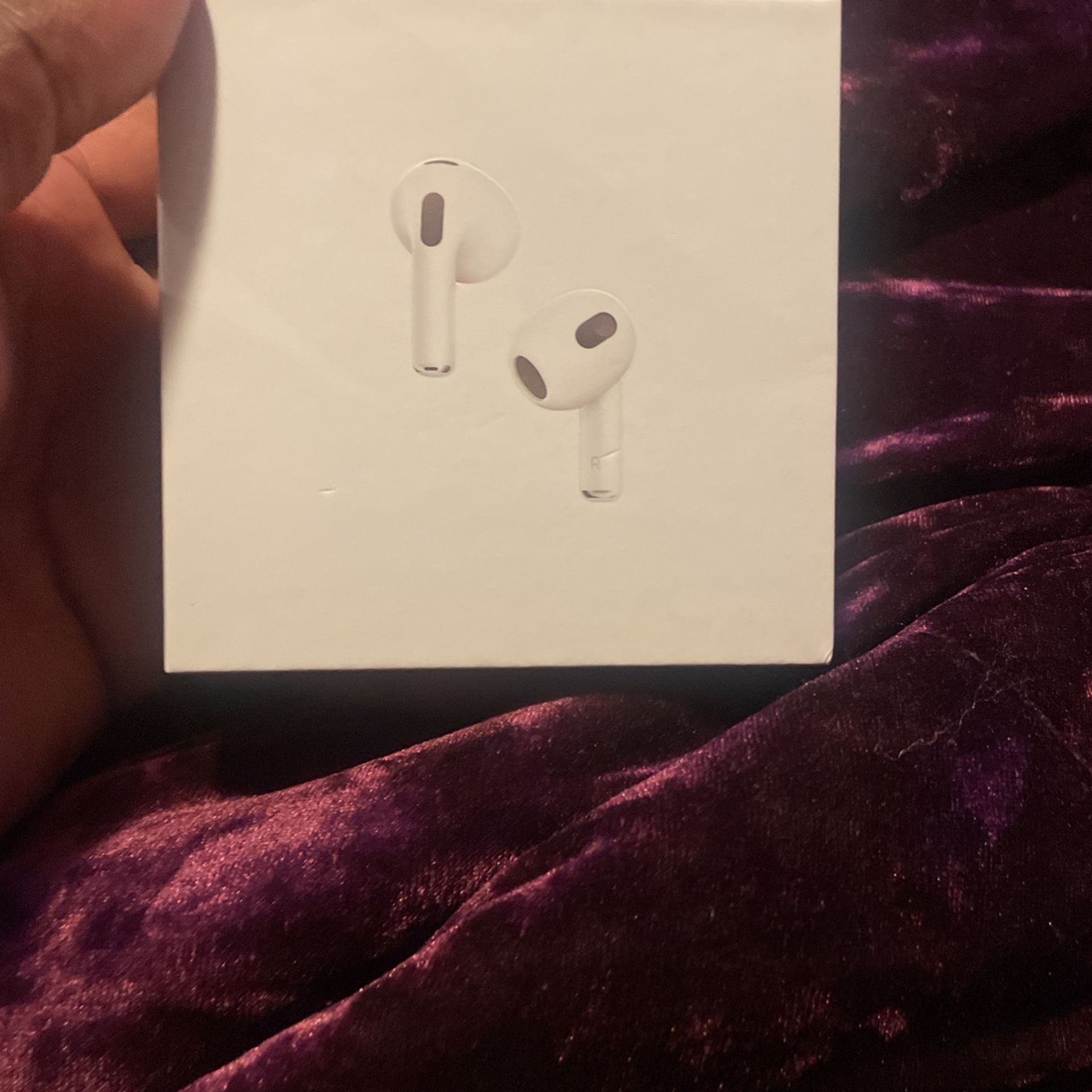 Air Pod Gen 3