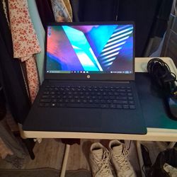 Hp Laptop  8 Gb Ram 256 Gb Storage 