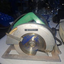 HITACHI COMMERCIAL CONTRACTOR HEAVY-DUTY  7-1/2, 7-1/4 INCH CIRCULAR SAW EXCELLENT 
