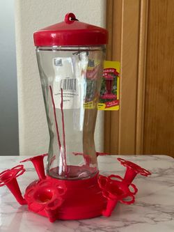 Hummingbird Feeder Brand NEW! $5