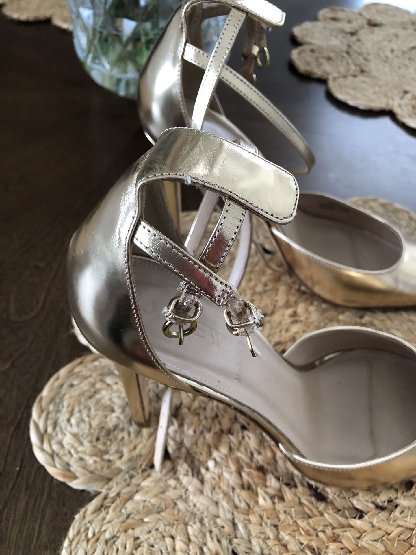 J Crew Genuine Leather Gold Hills shoes womens