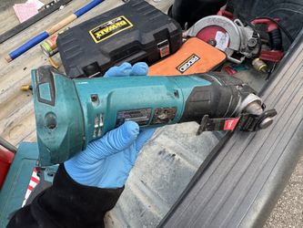Makita Oscillating $80