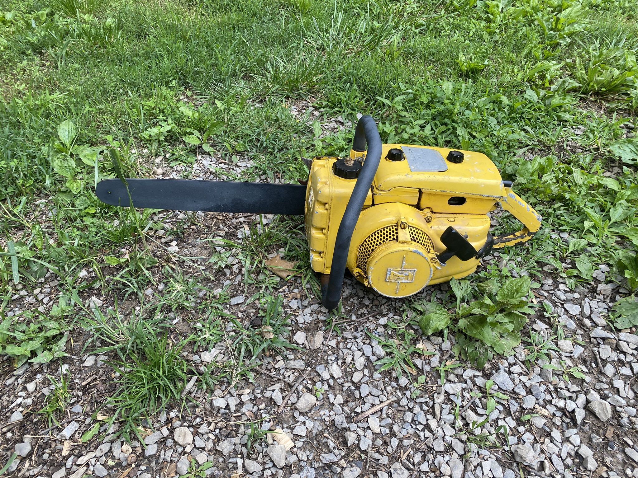 McCulloch 250 Chainsaw.