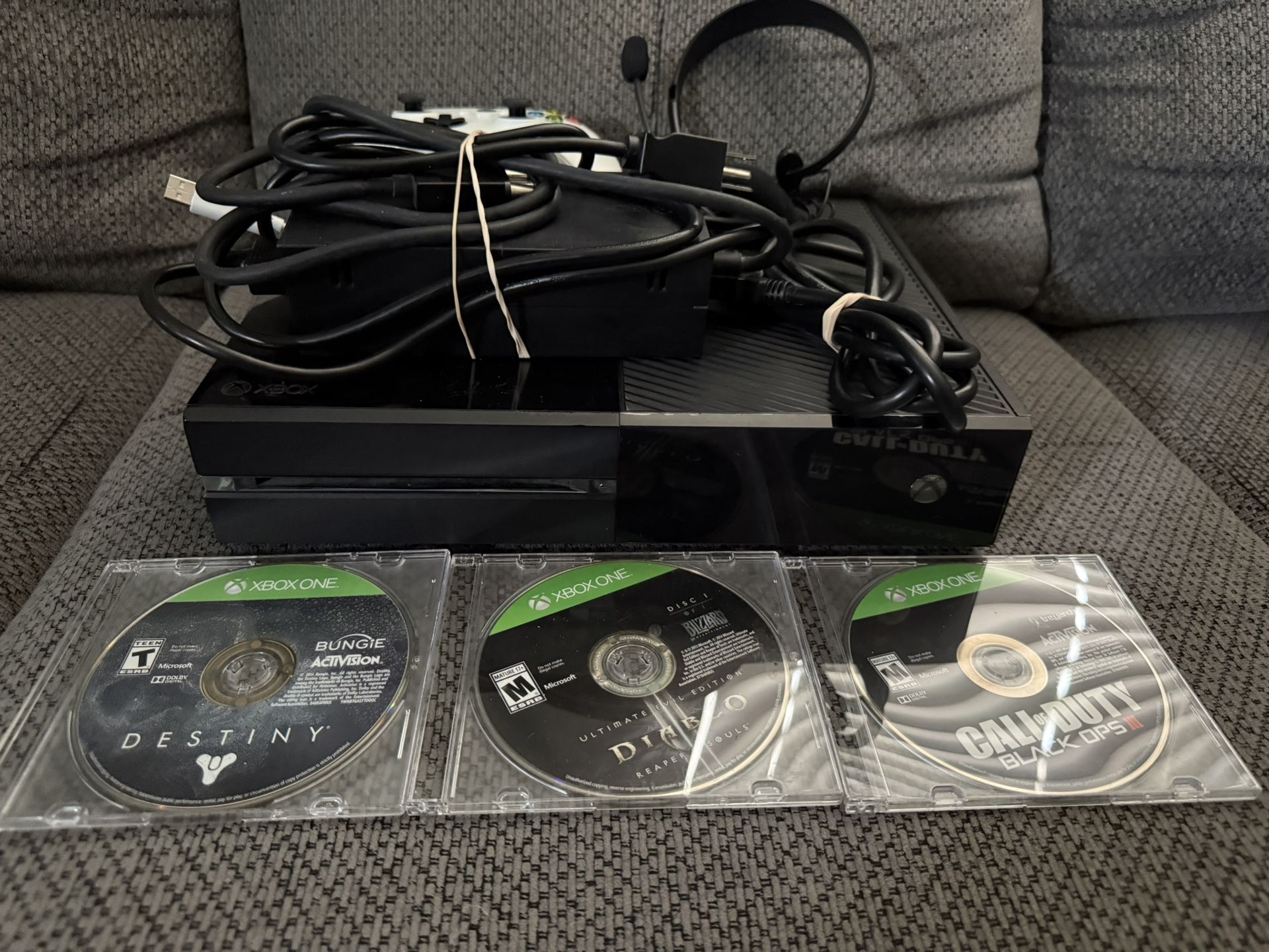 Xbox One Bundle 