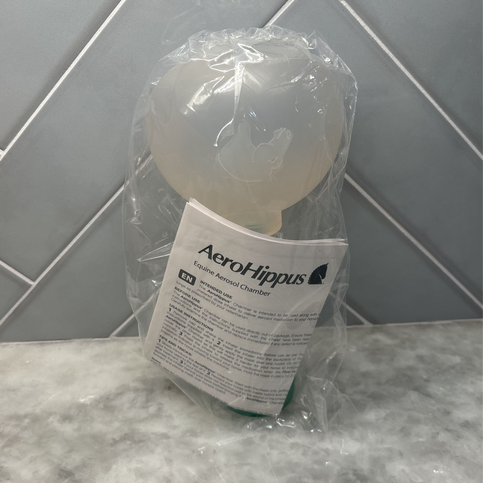 NWT Equine Aerosol Chamber