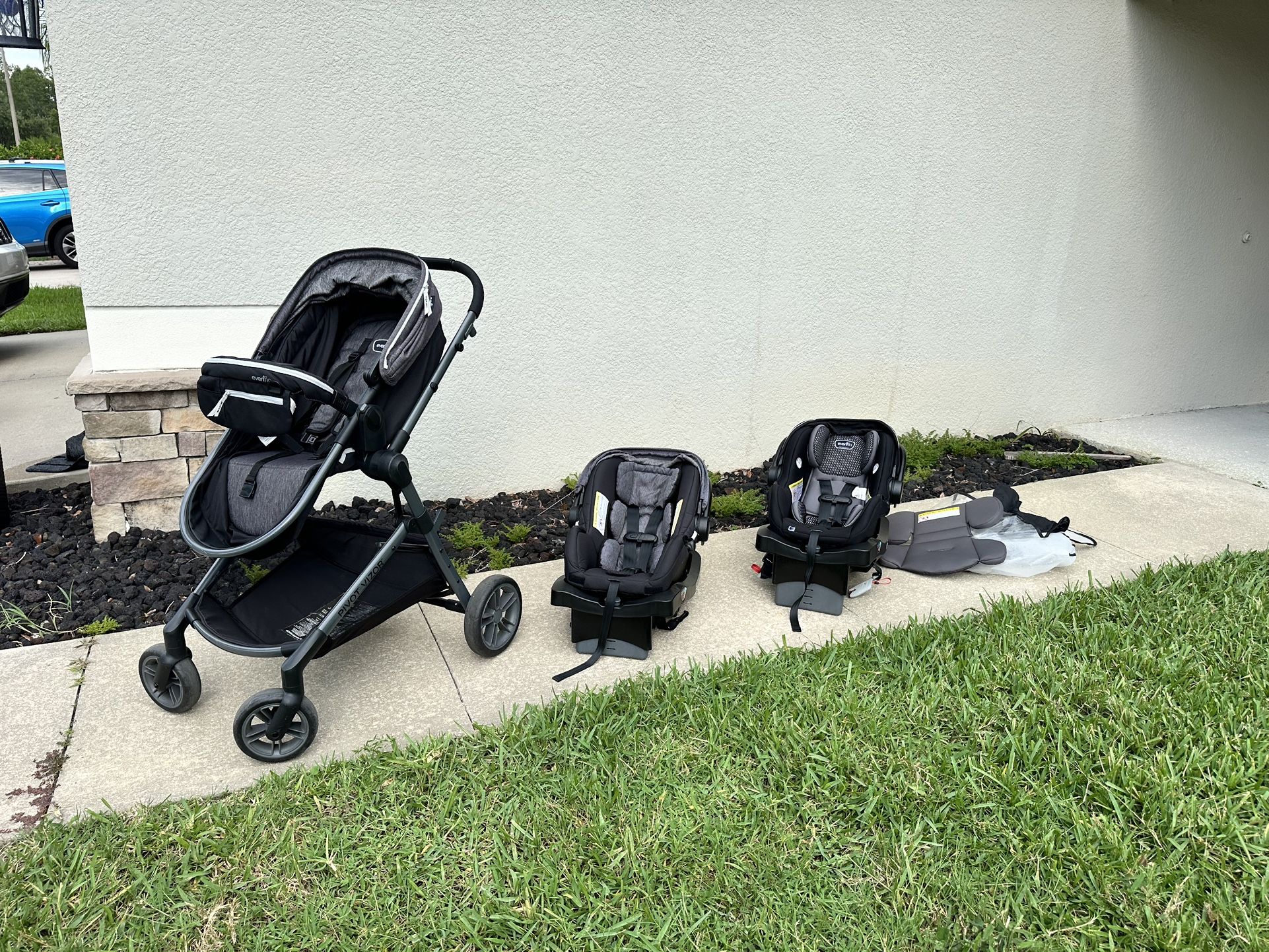 Evenflo Pivot Vizor Modular Reversible Stroller Travel System, Additional Car Seat/Base