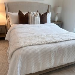 restoration hardware full size bed frame and mattress