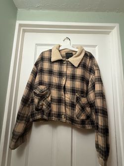 Timing Plaid Jacket with Sherpa Collar