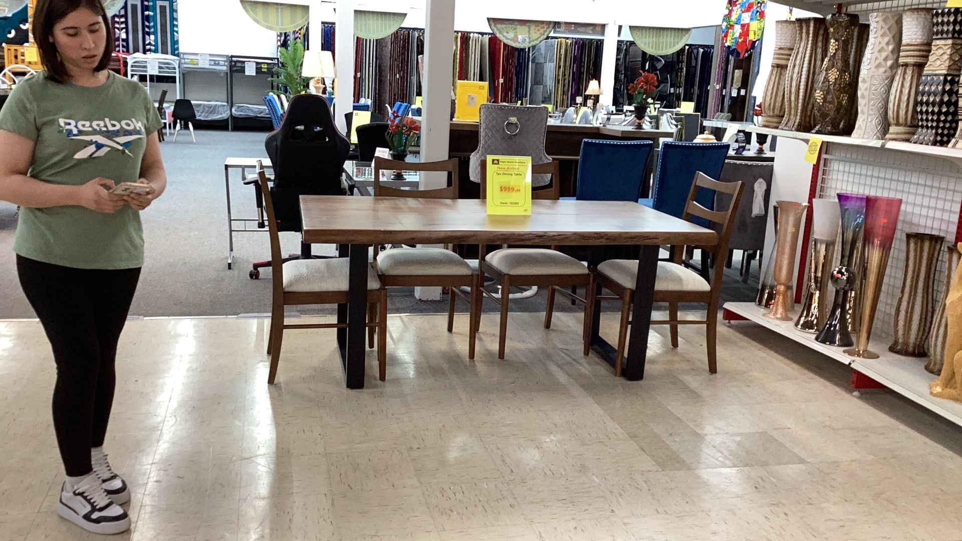 7pc Dining Table $999.99