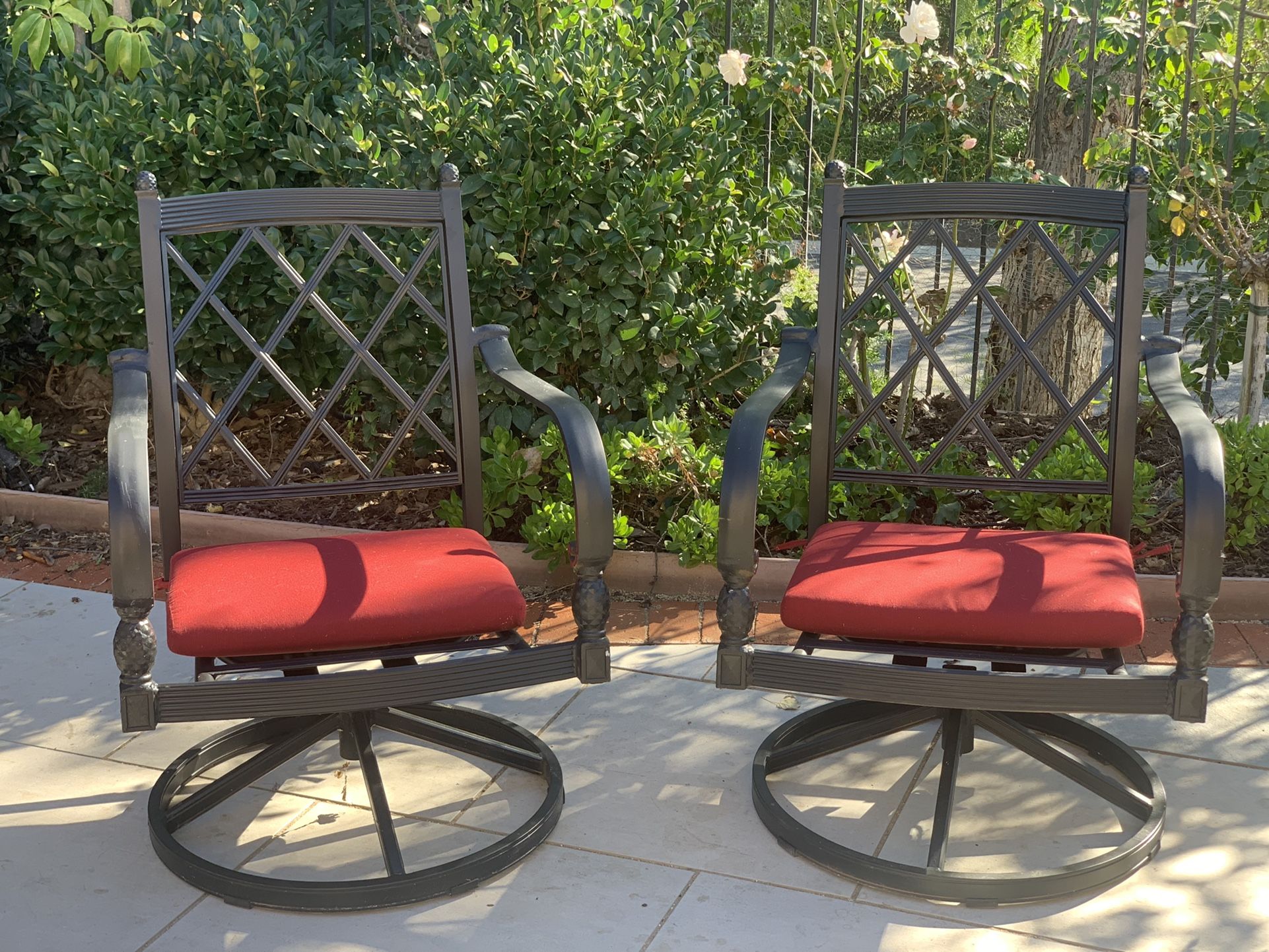 Hampton Bay Swivel Patio Chairs